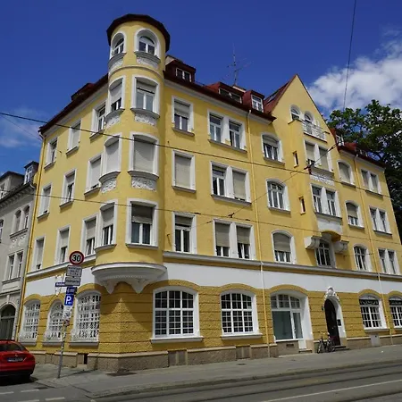Homely 3 - Cozy Self-check-in In Munich