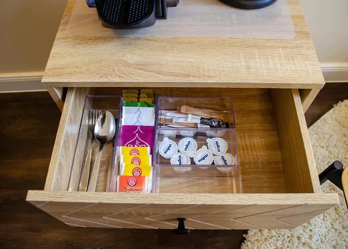 Homely 3 - Cozy Self-check-in In Апартаменты