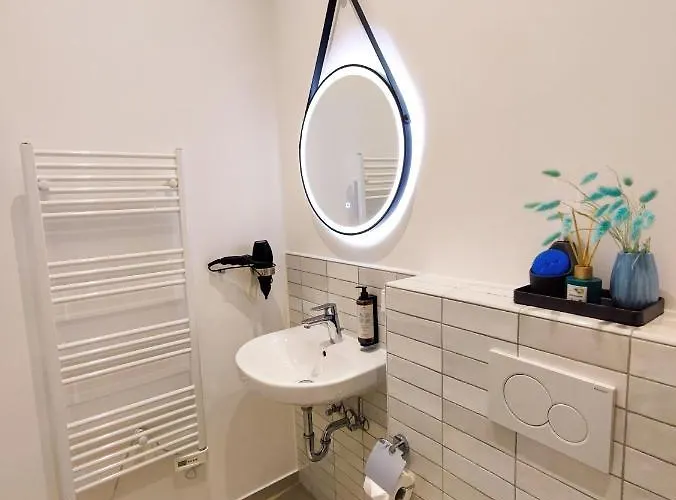 Homely 3 - Cozy Self-check-in In München